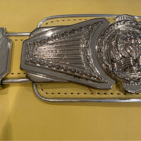 Balmain Paris Yellow Leather Medallion Clutch - Picture 2 of 13